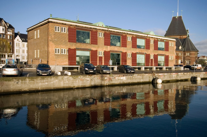 Pakhus 13 at the harbor in Aarhus, 2008. Roller blinds make the ornaments in the big windows.